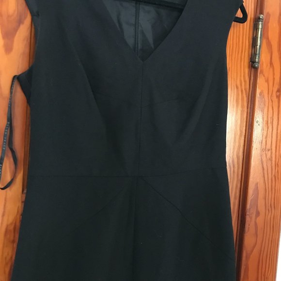Little black dress - Ellen Tracy, size 10 - Picture 2 of 8